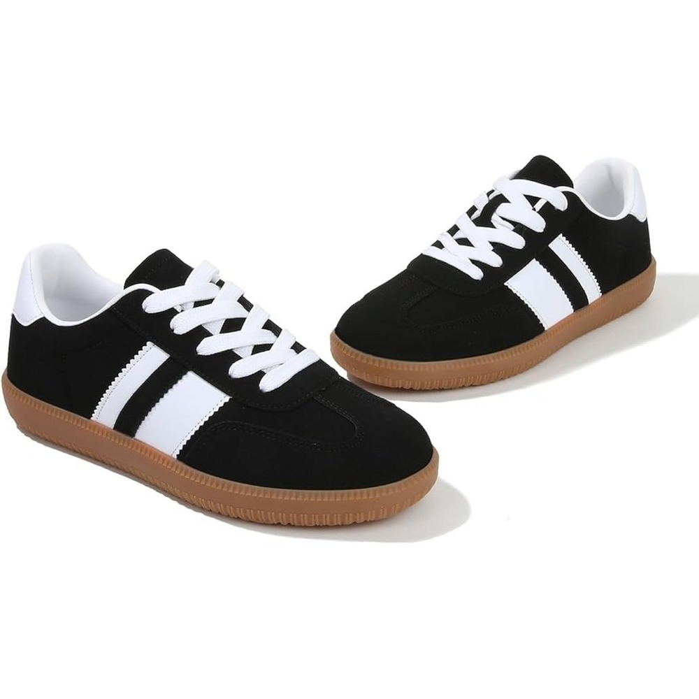 Berness Luella‎ Women's Sneakers, Black And White, Size 8